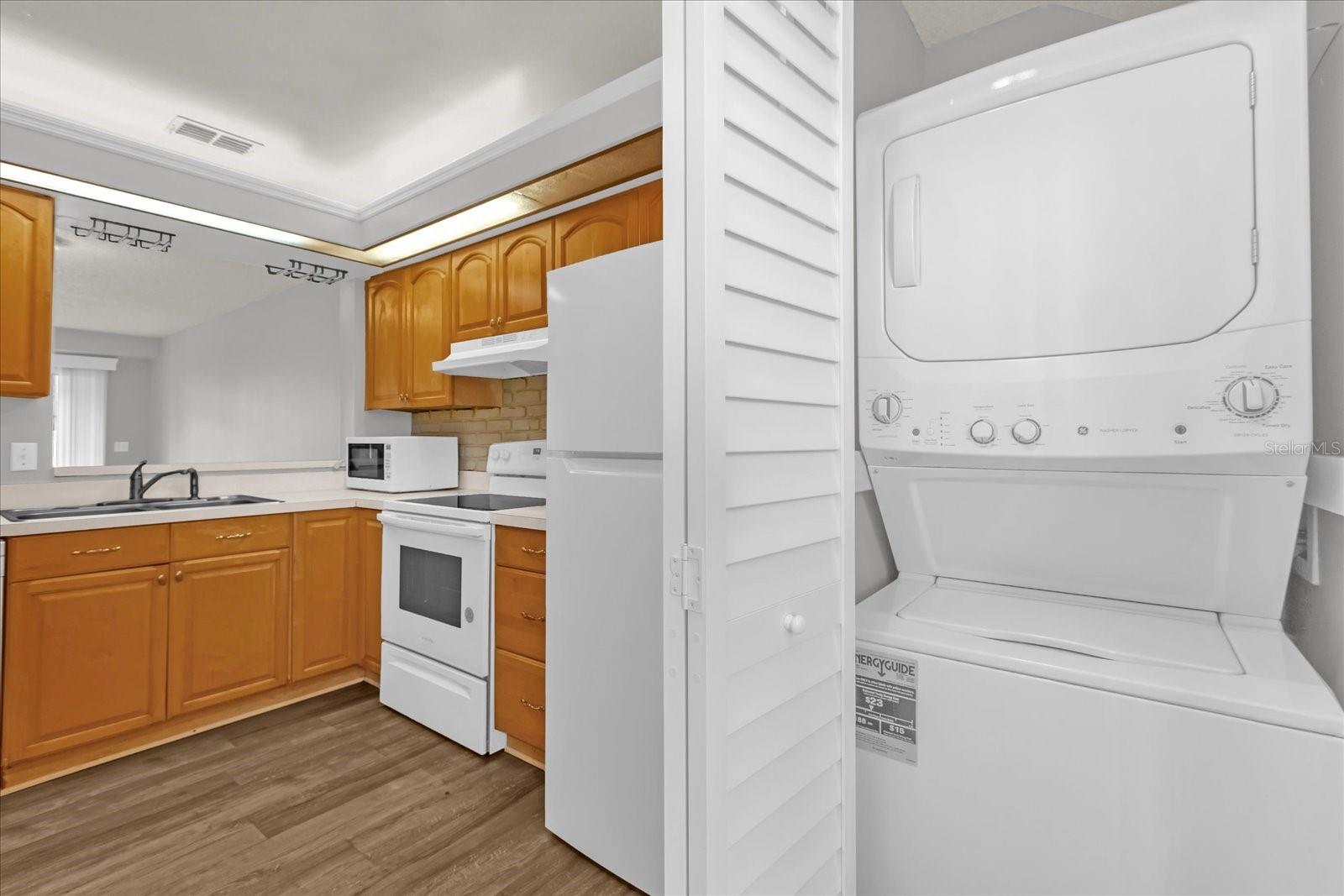 CLUB VILLAS AT WIMBLEDON PARK PH 02 - Residential