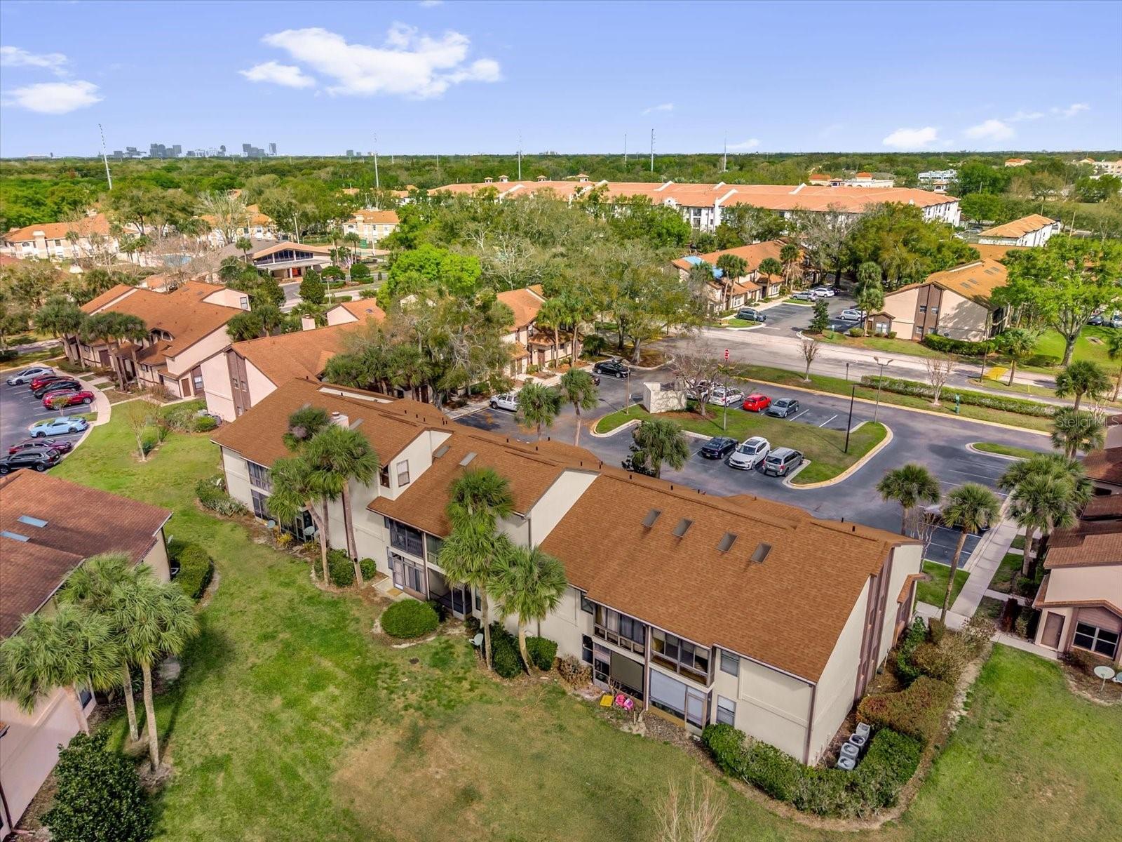 CLUB VILLAS AT WIMBLEDON PARK PH 02 - Residential