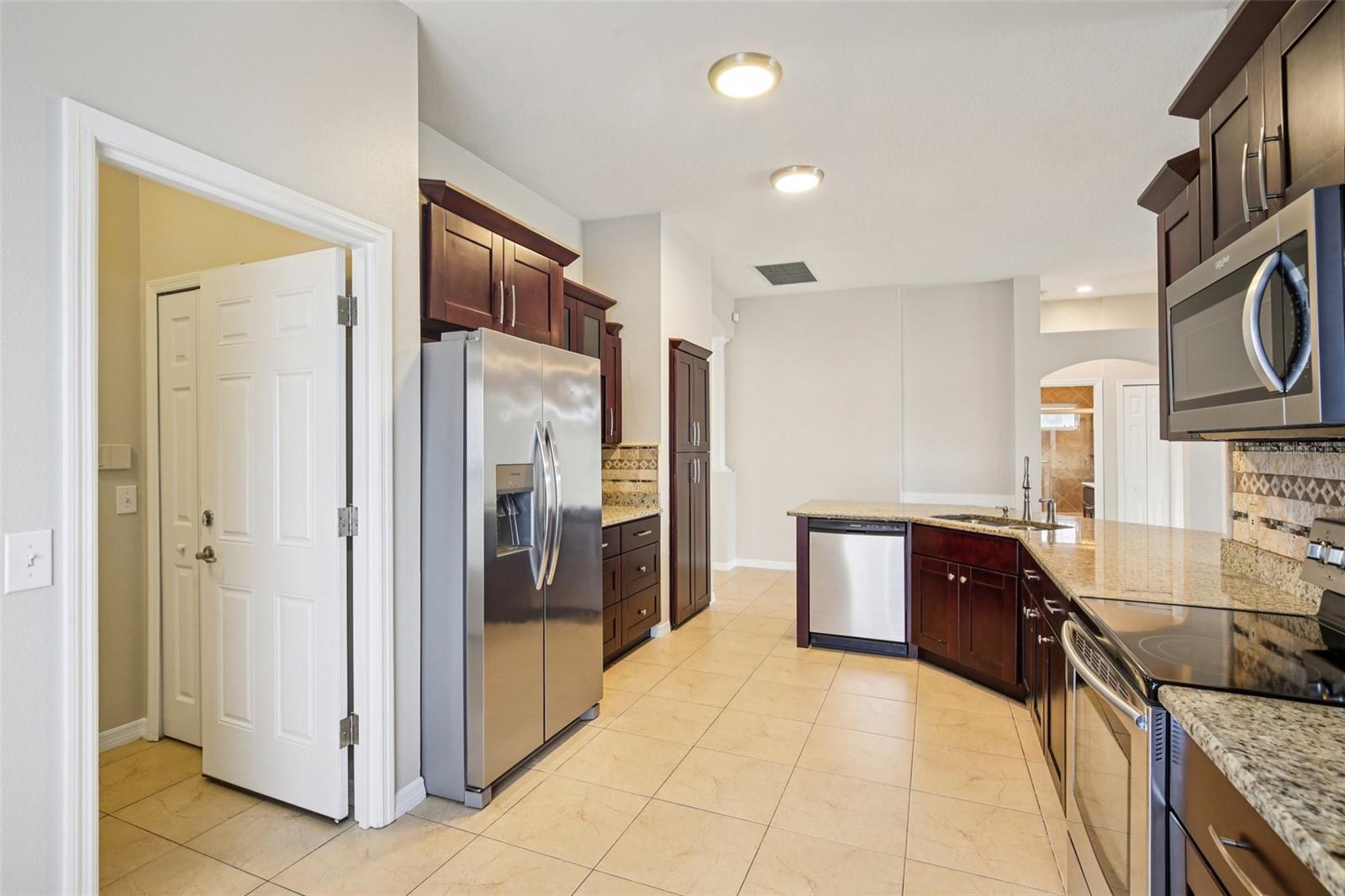 VILLAROSA PH 1B2 - Residential