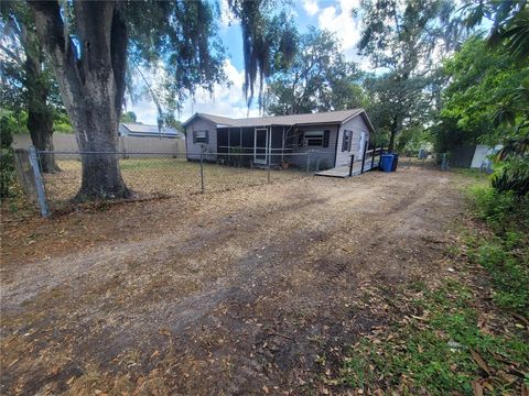 Photo of 2831 N Valrico Road, Seffner, FL 33584 (MLS # TB8510956)