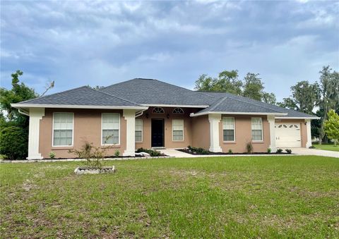 A home in LAKELAND