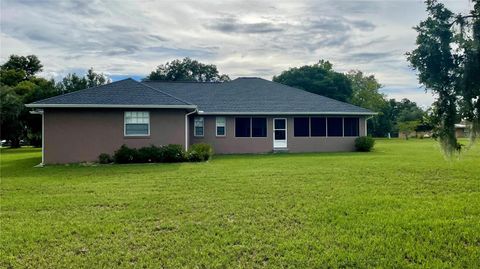 A home in LAKELAND