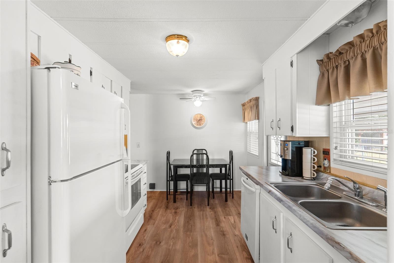 CITRUS WOODS ESTATES - Residential