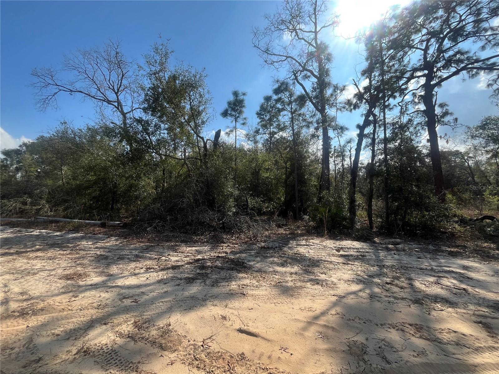 HIGHRIDGE ESTATES - Land