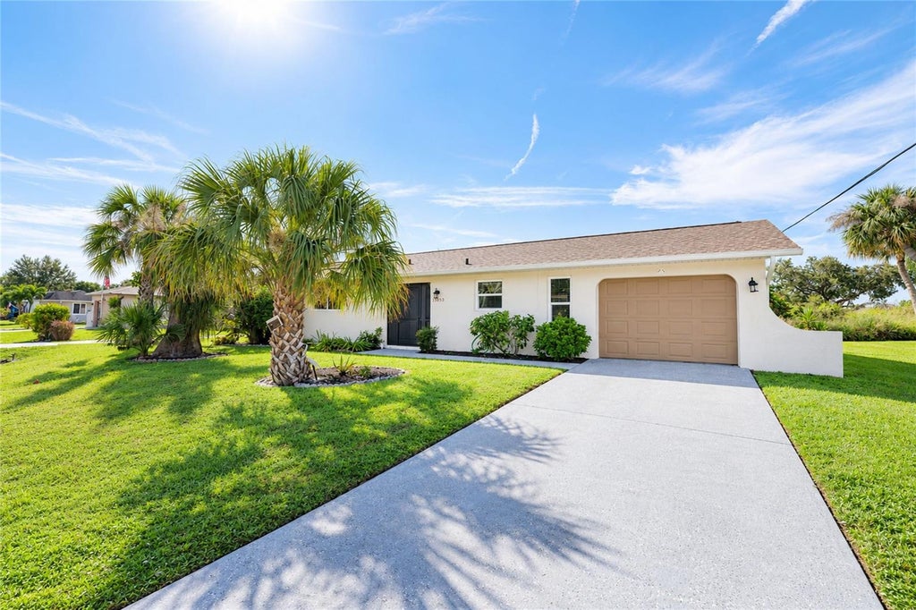 Photo of 18565 Robinson Avenue, Port Charlotte, FL 33948 (MLS # C7531237)