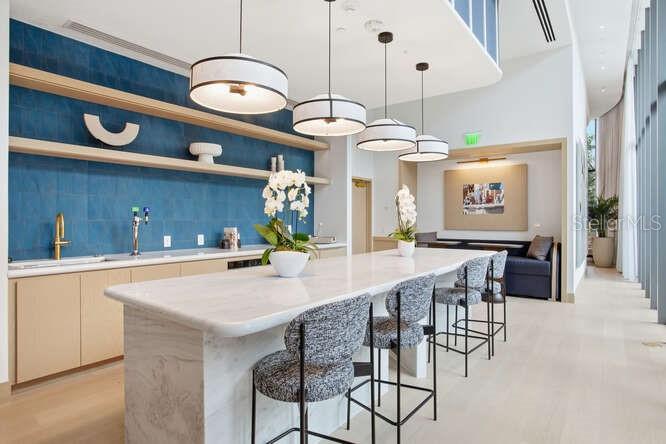 BAYSHORE YSABELLA CONDOMINIUM - Residential