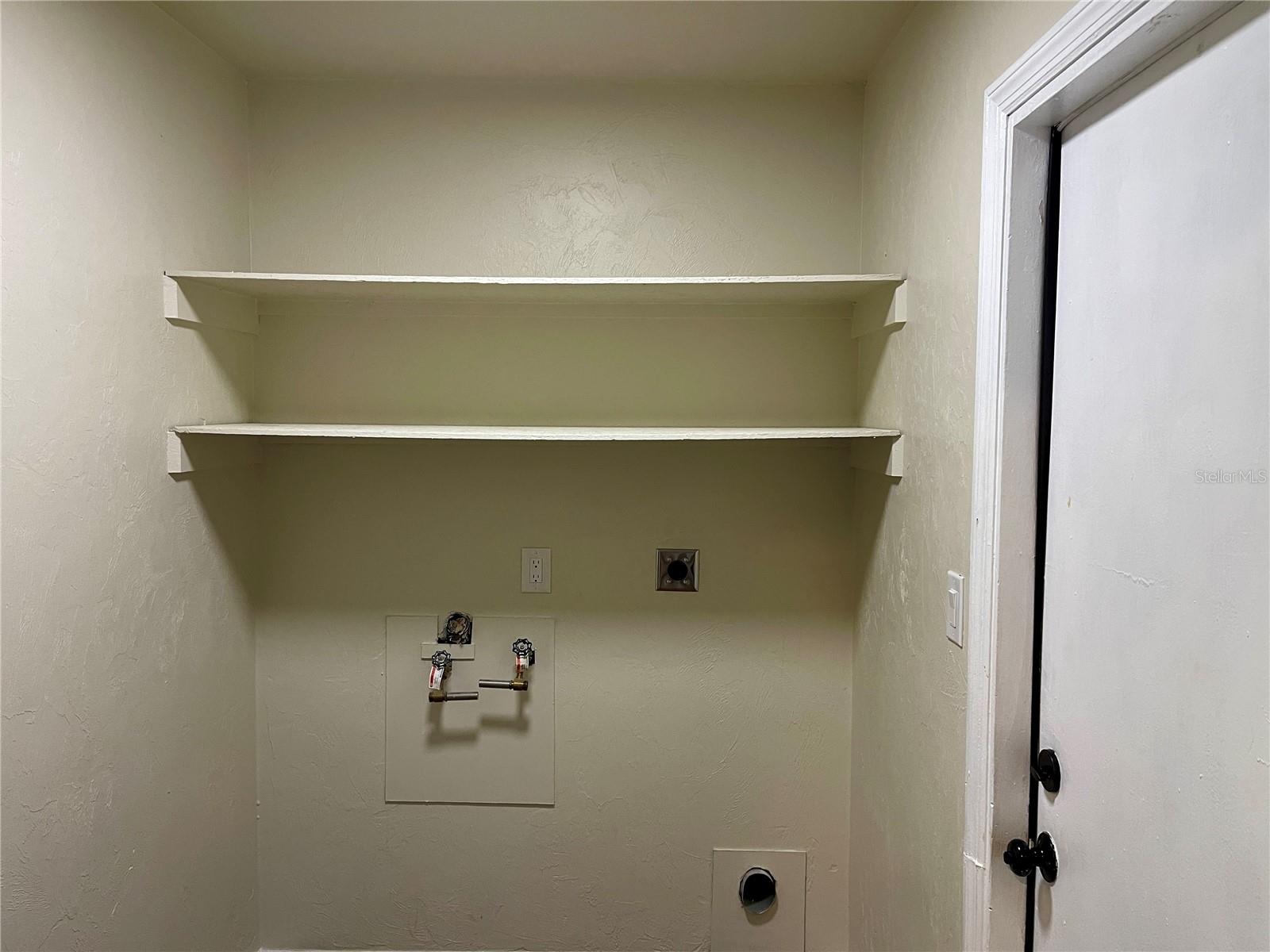 JERU PARK - Residential