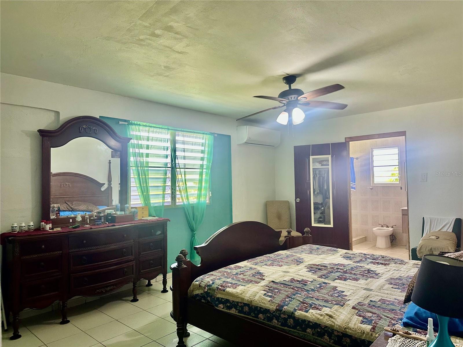 BARRIO CAROLA - Residential