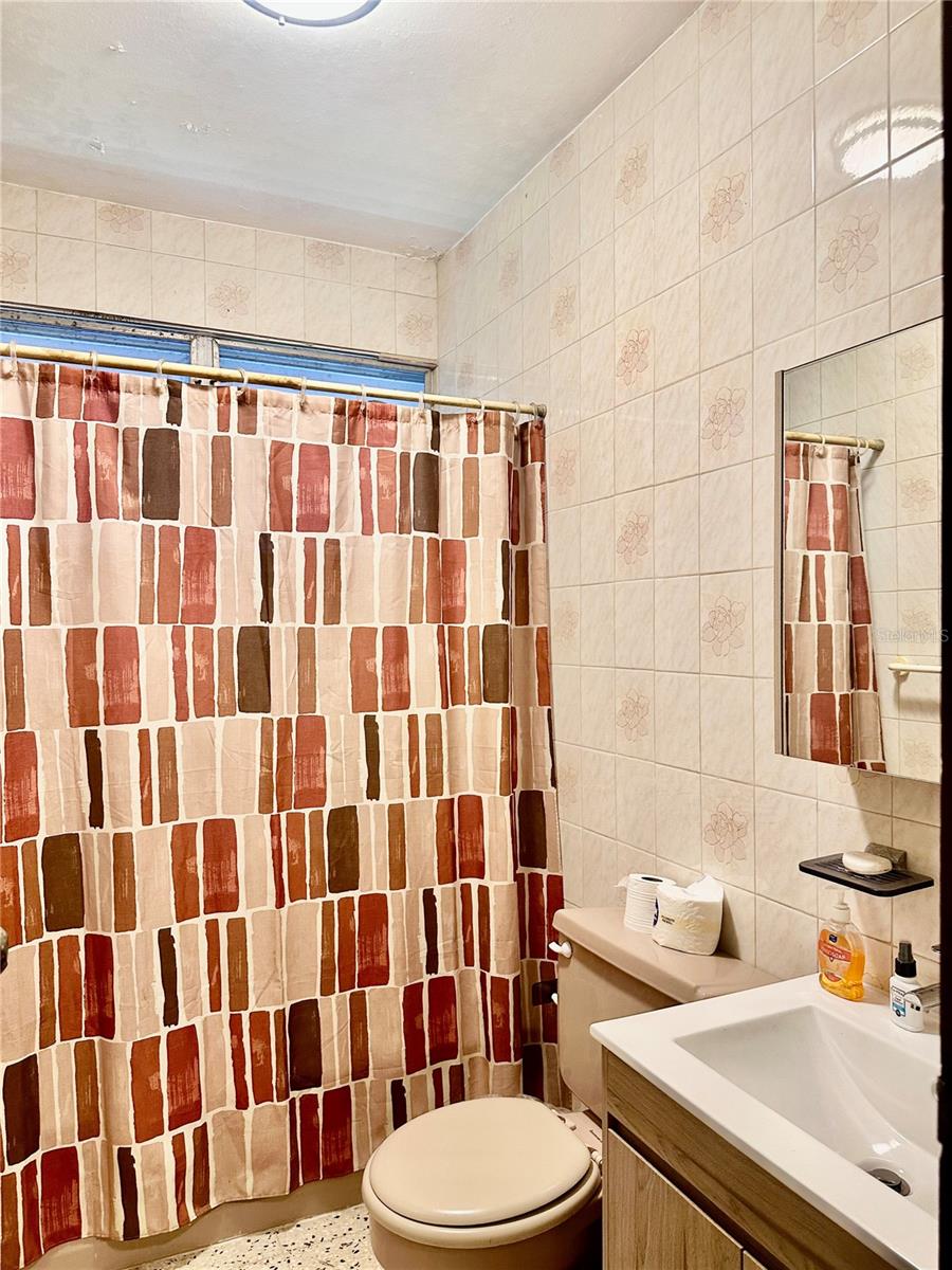 BARRIO CAROLA - Residential