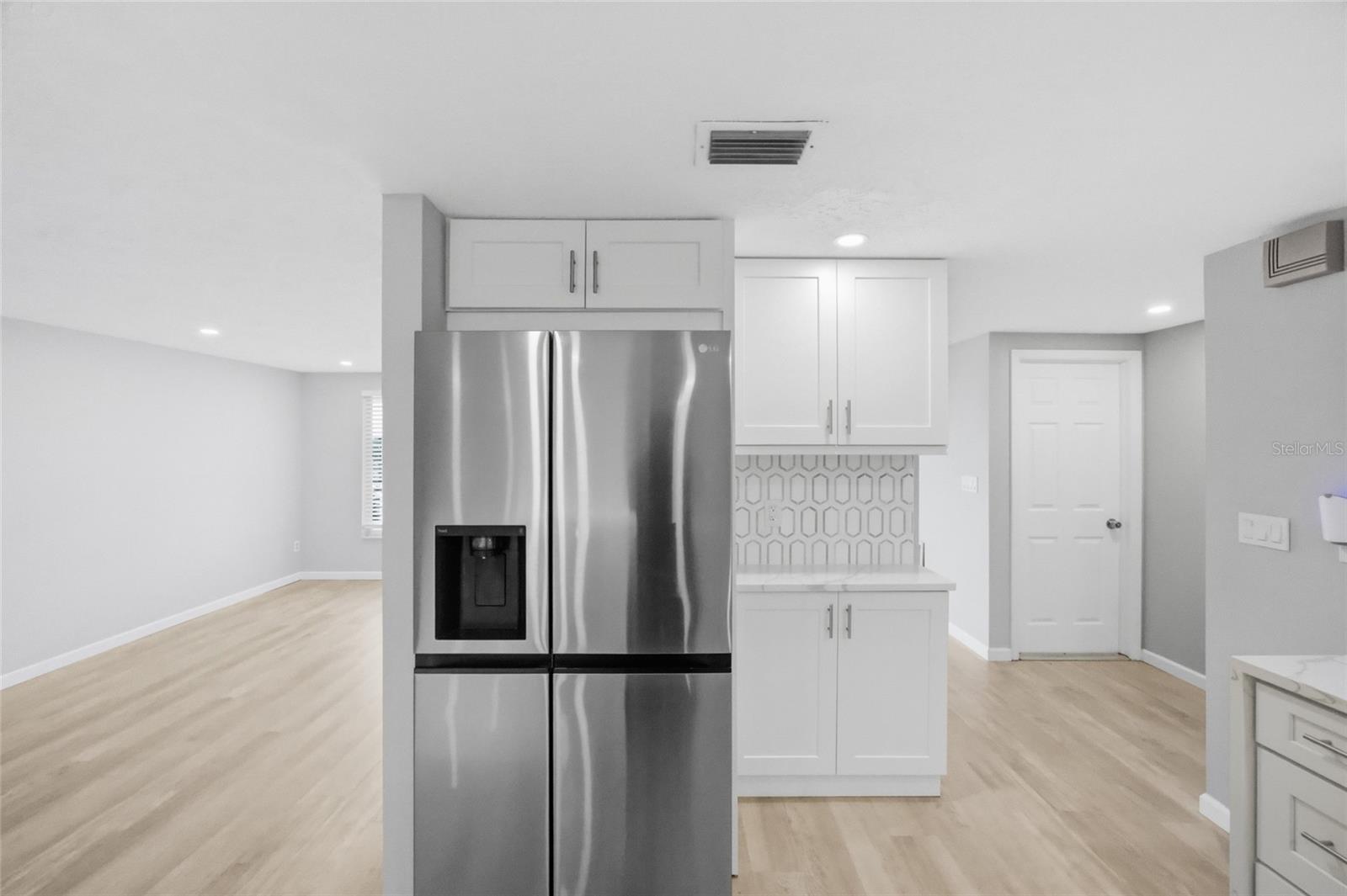 FLOR-A-MAR - Residential