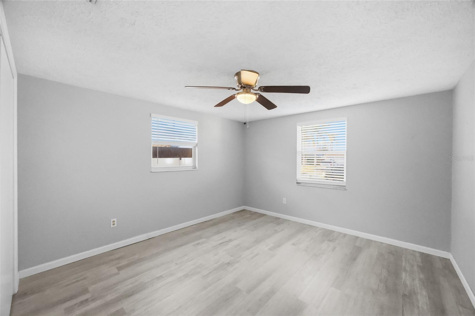 FLOR-A-MAR - Residential