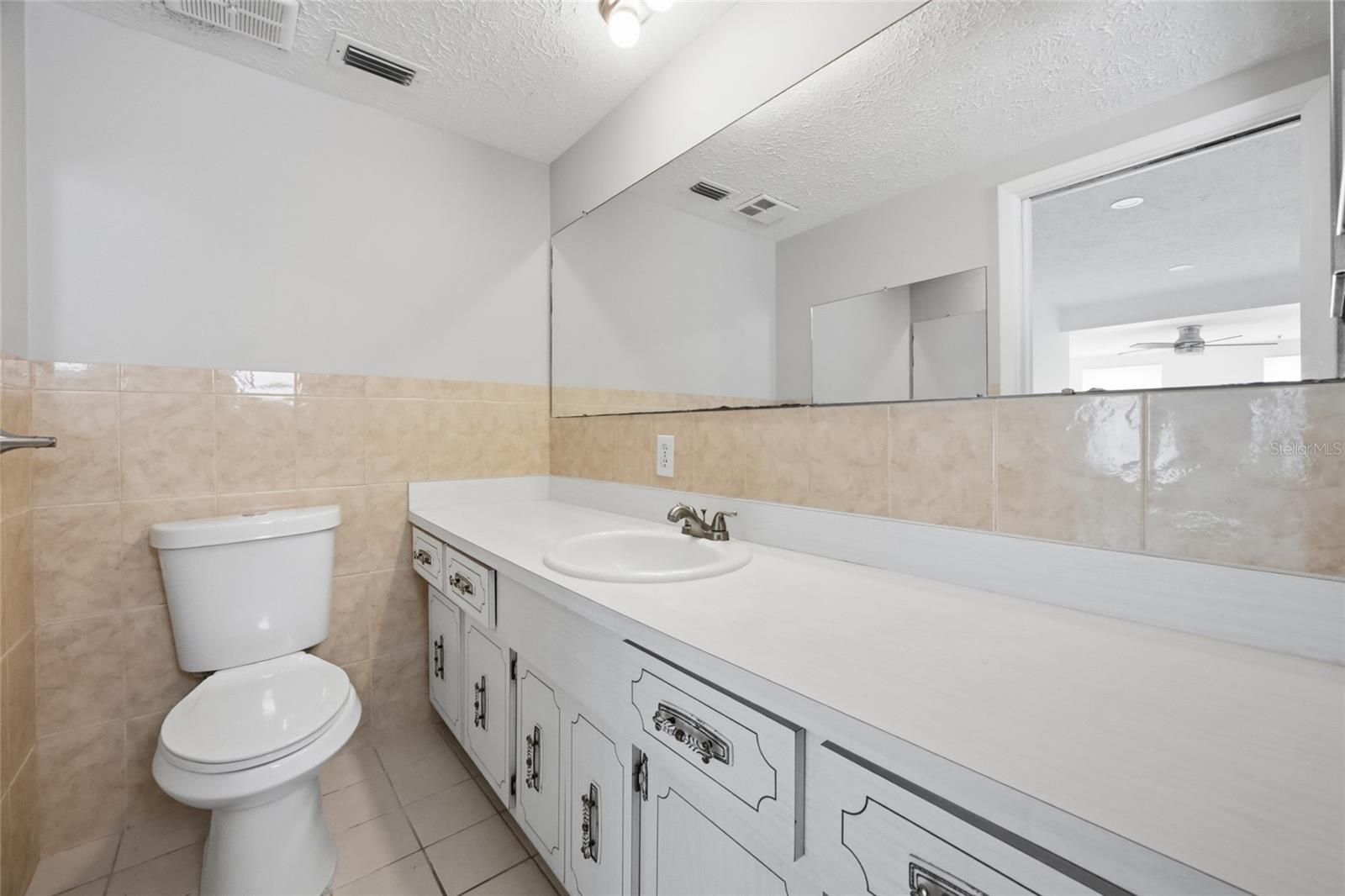 FLOR-A-MAR - Residential