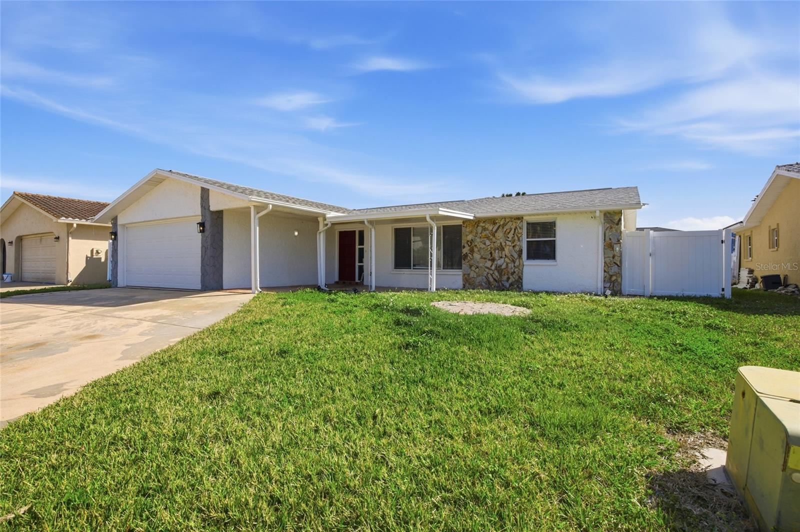 FLOR-A-MAR - Residential