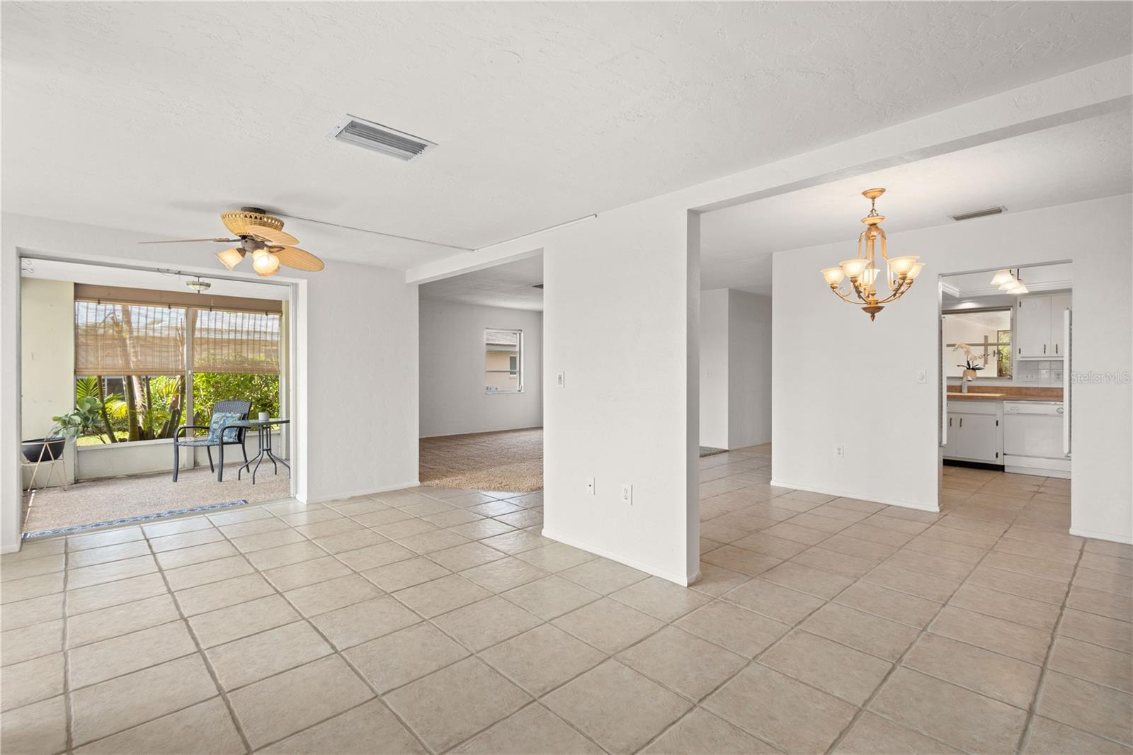 SOUTH GATE VILLAGE GREEN 10 - Residential