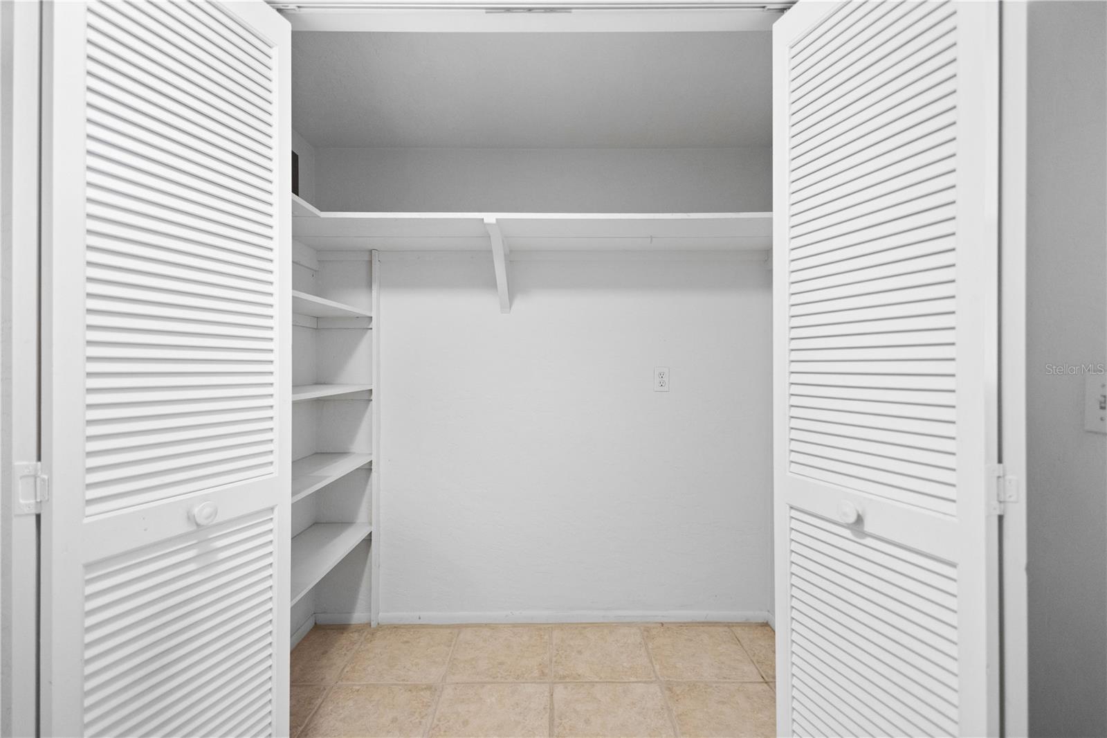 SOUTH GATE VILLAGE GREEN 10 - Residential