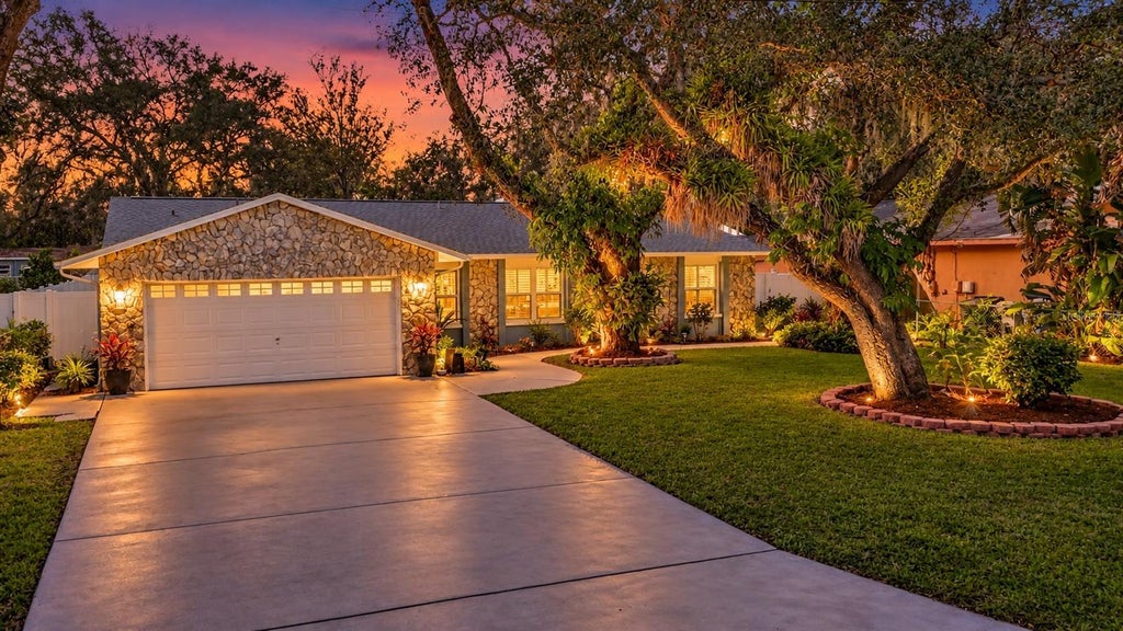 Photo of 12920 N Albany Avenue, Tampa, FL 33612 (MLS # TB8560597)