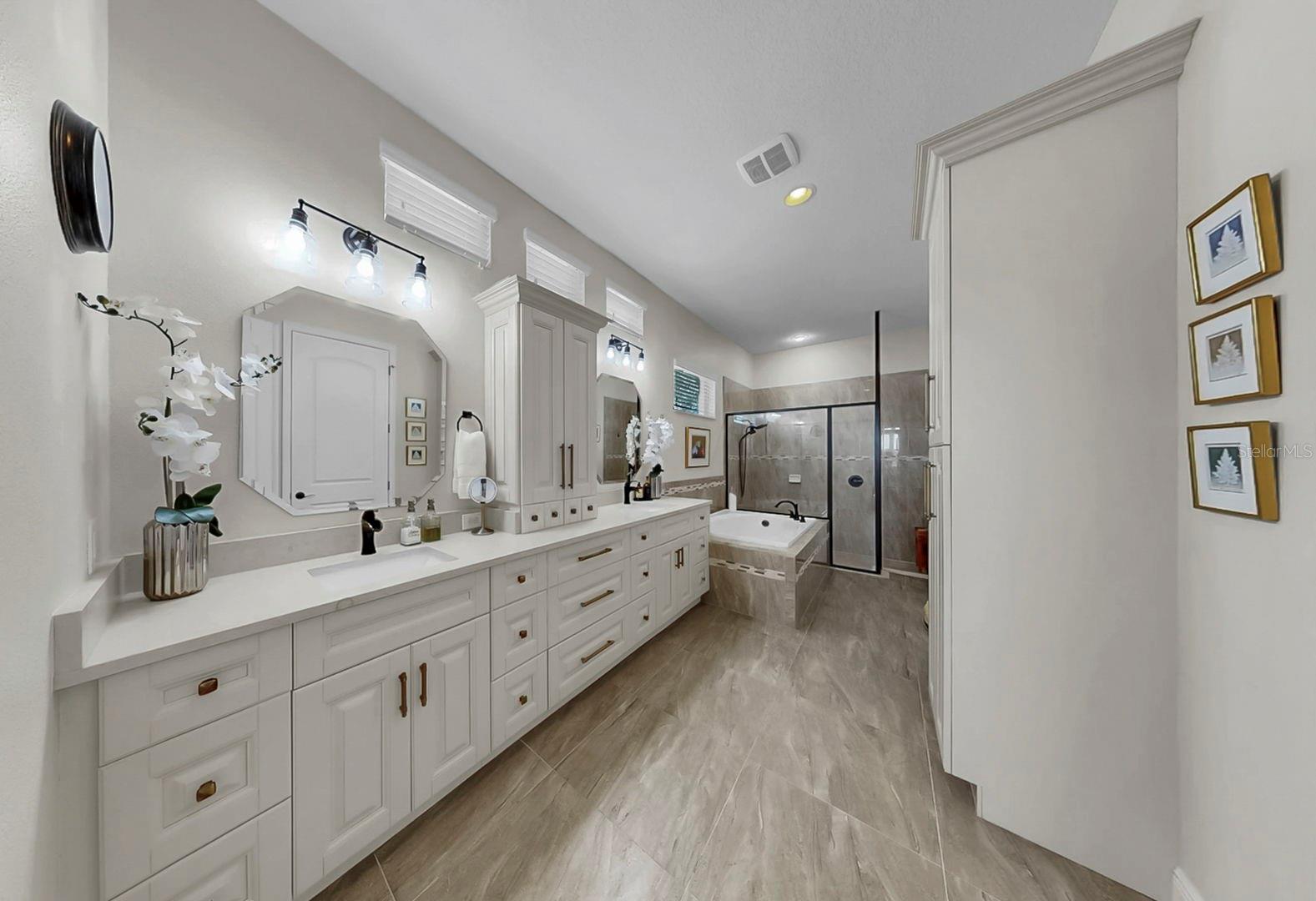 LUCAYA LAKE CLUB PH 1A - Residential