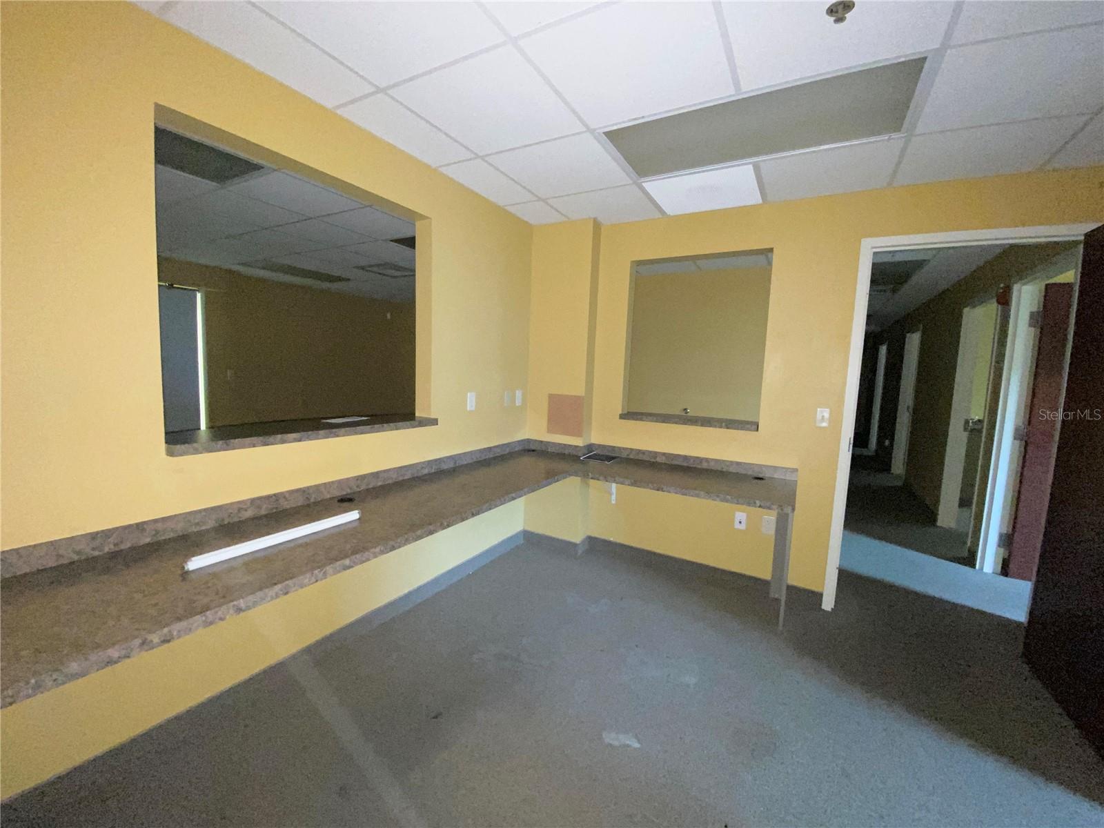 VILLAGES OF SUMTER - Commercial Lease