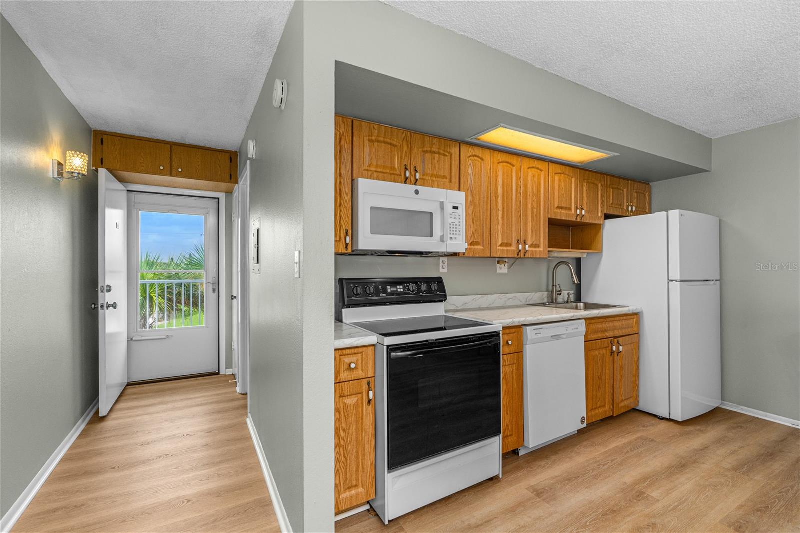 MARINERS COVE CONDO - Residential