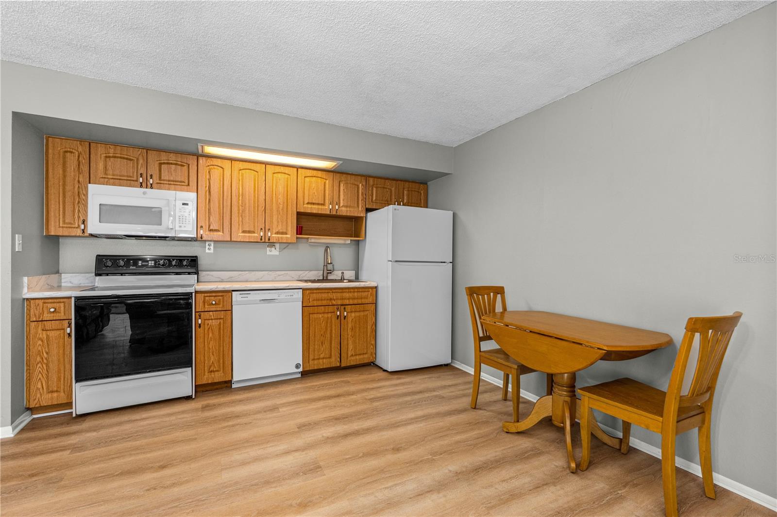 MARINERS COVE CONDO - Residential