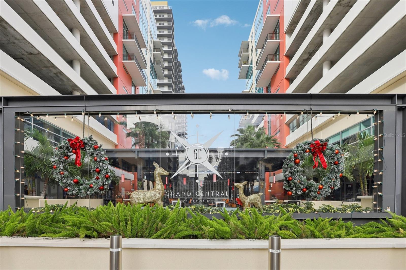 GRAND CENTRAL AT KENNEDY RESID - Residential