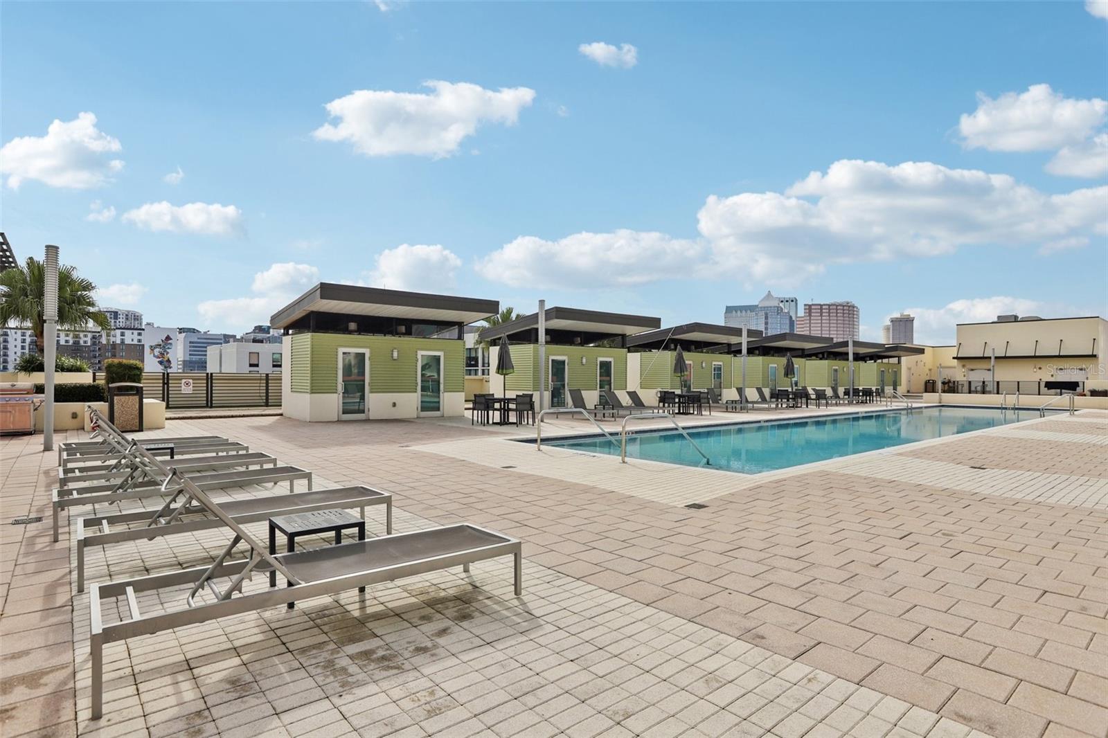 GRAND CENTRAL AT KENNEDY RESID - Residential