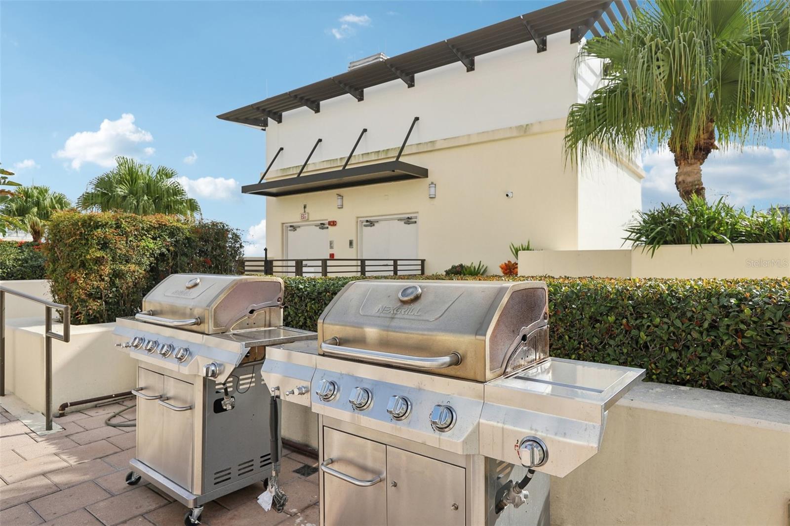 GRAND CENTRAL AT KENNEDY RESID - Residential