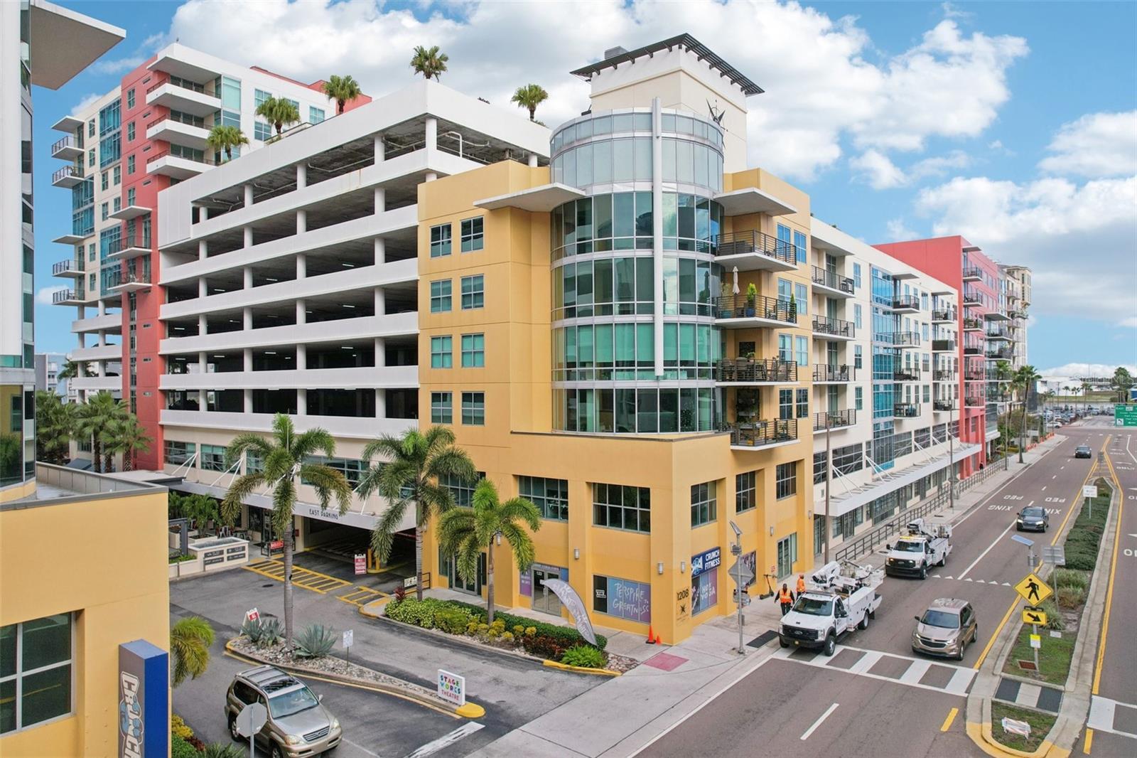 GRAND CENTRAL AT KENNEDY RESID - Residential