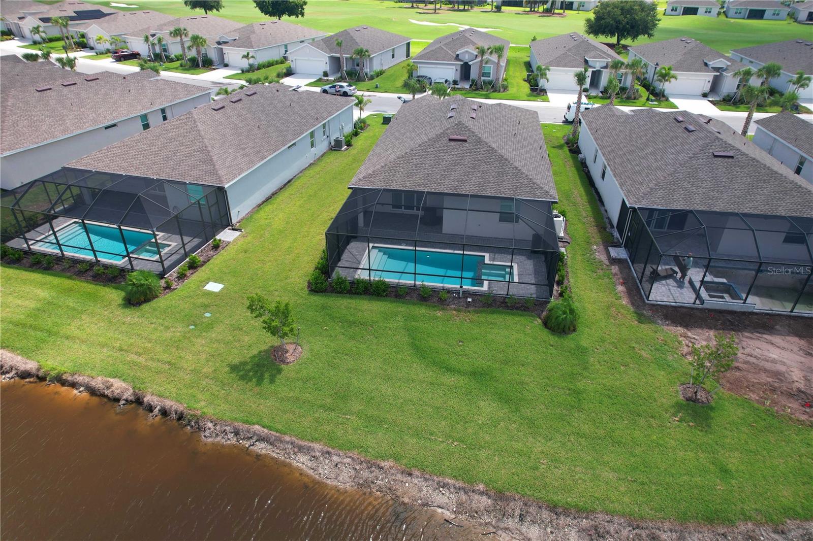 IBIS LNDG - Residential