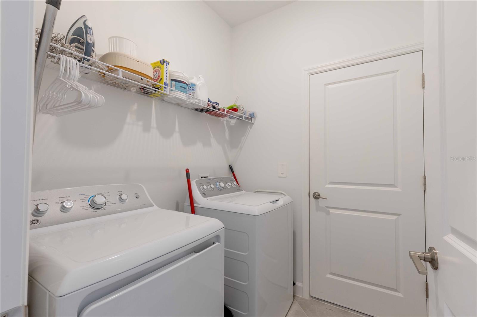 IBIS LNDG - Residential