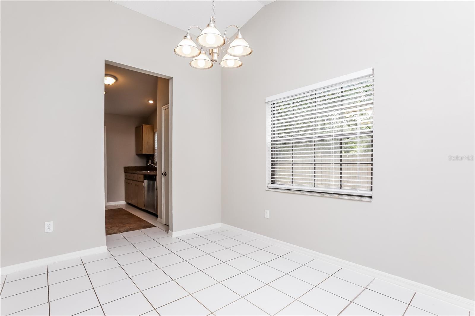 PLANTATION ESTATES UNIT 22 - Residential Lease