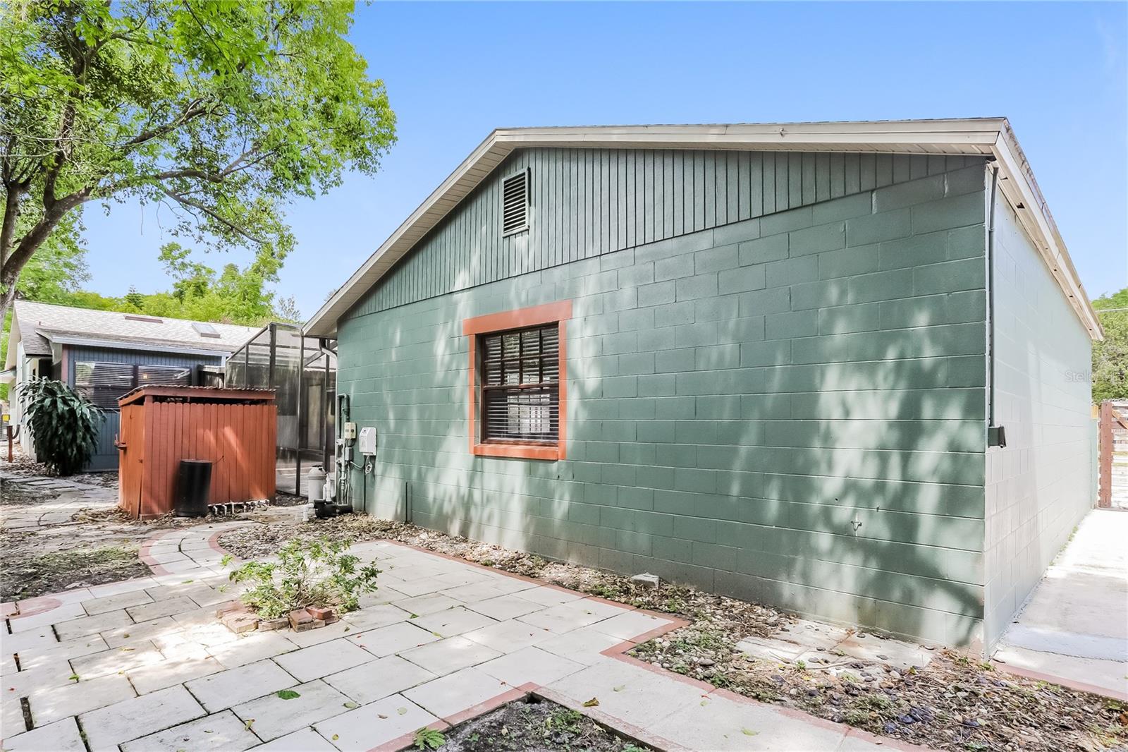 PLANTATION ESTATES UNIT 22 - Residential Lease