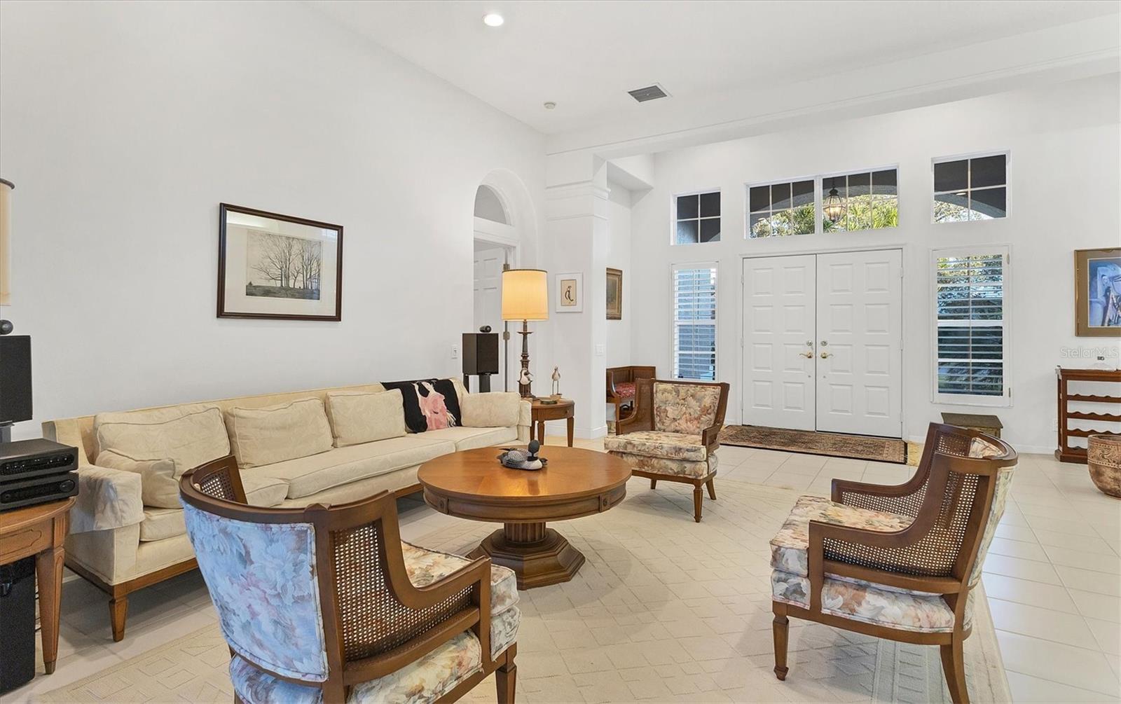 8576 WOODBRIAR DRIVE