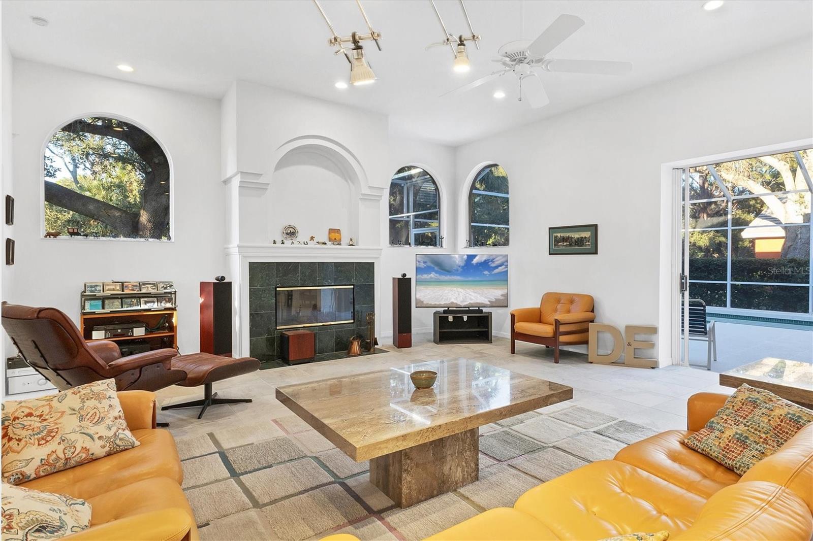 DEER CREEK - Residential