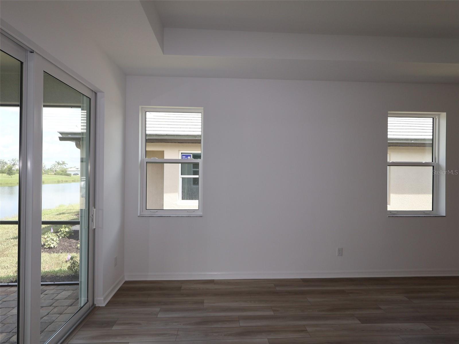 SWEETWATER VILLAS AT LAKEWOOD RANCH - Residential