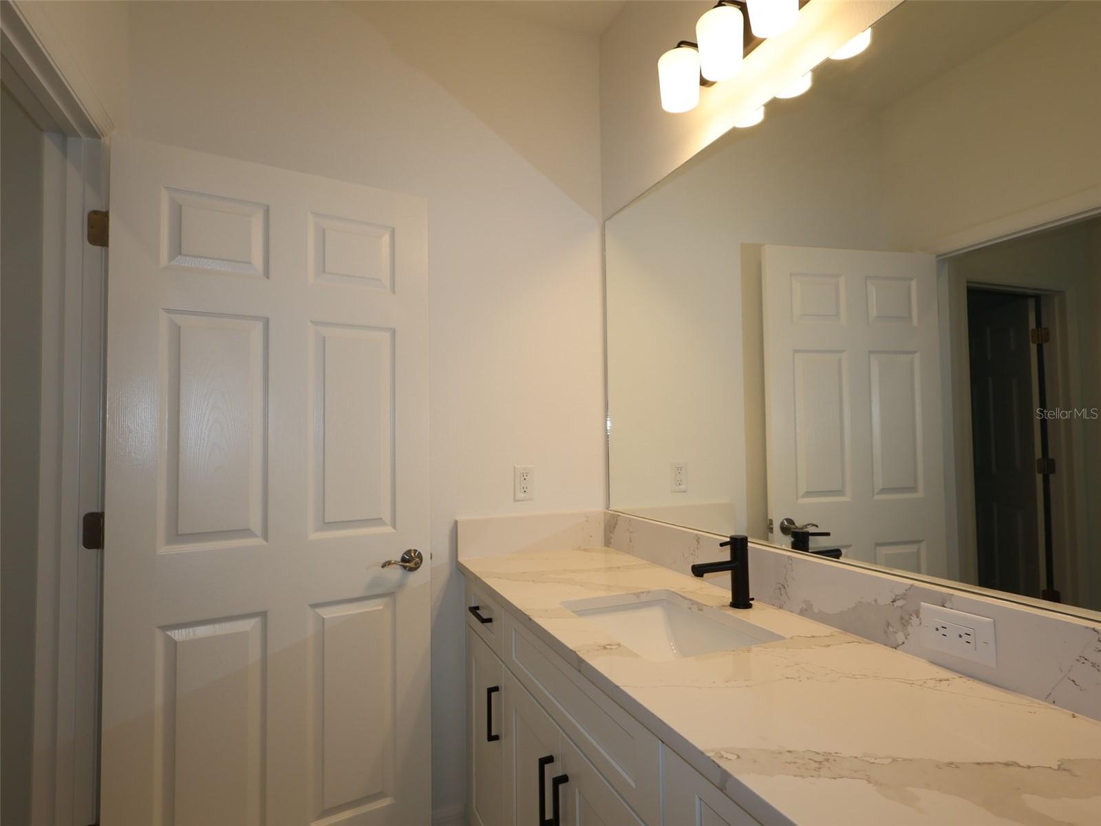 SWEETWATER VILLAS AT LAKEWOOD RANCH - Residential