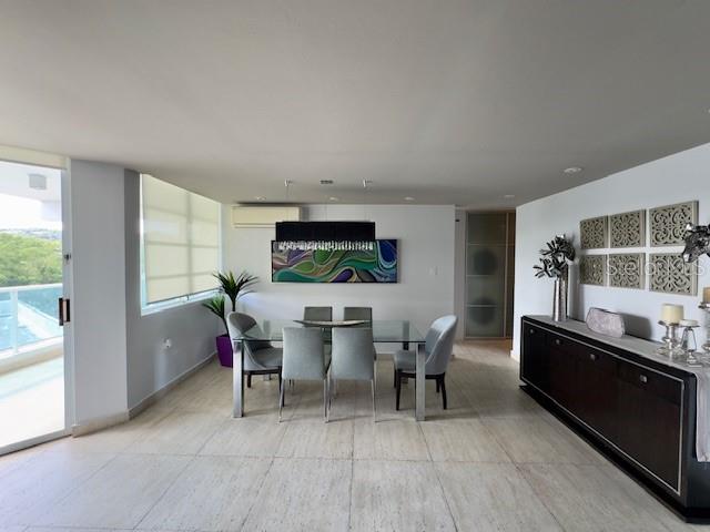 1386 AVE. SAN IGNACIO 611