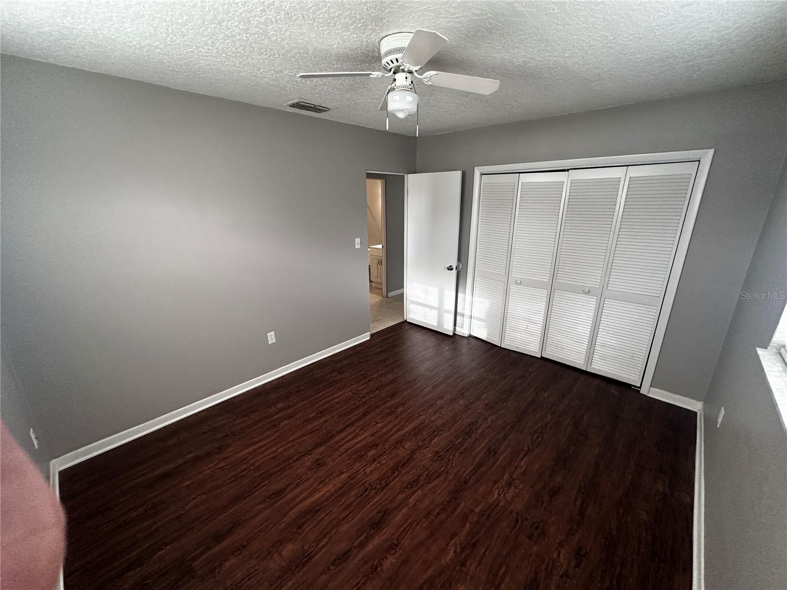 PEACH LAKE MANOR - Residential Lease