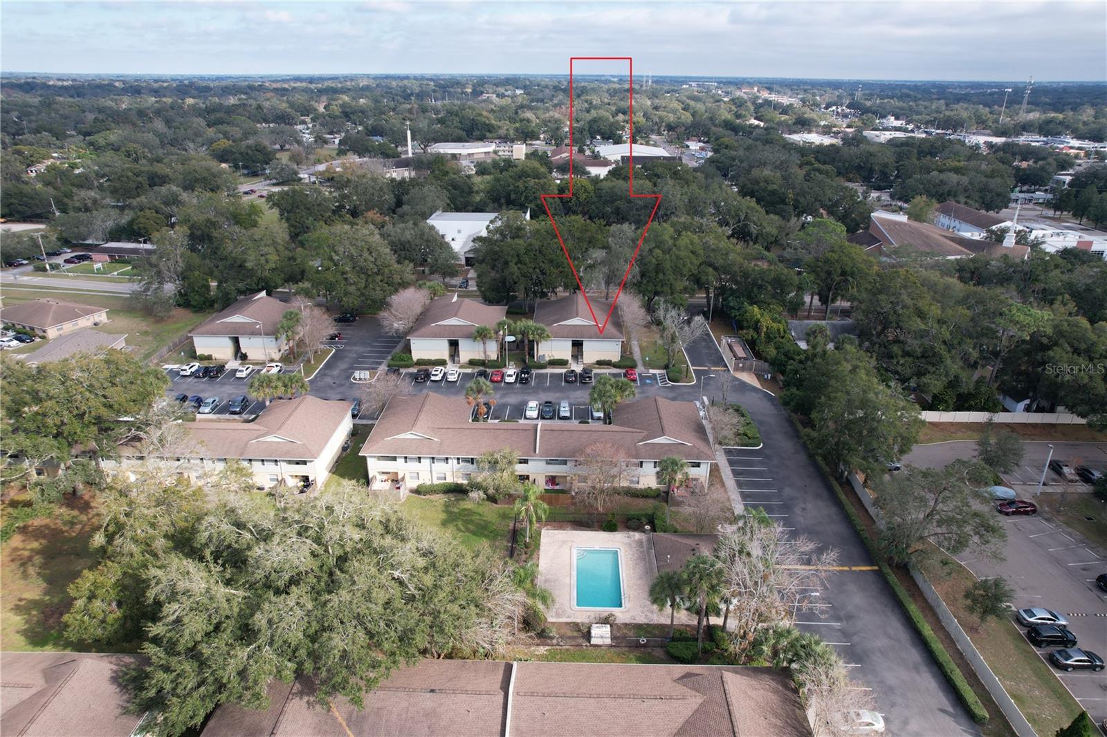 THE HAMPTONS AT BRANDON A CONDO - Residential Lease