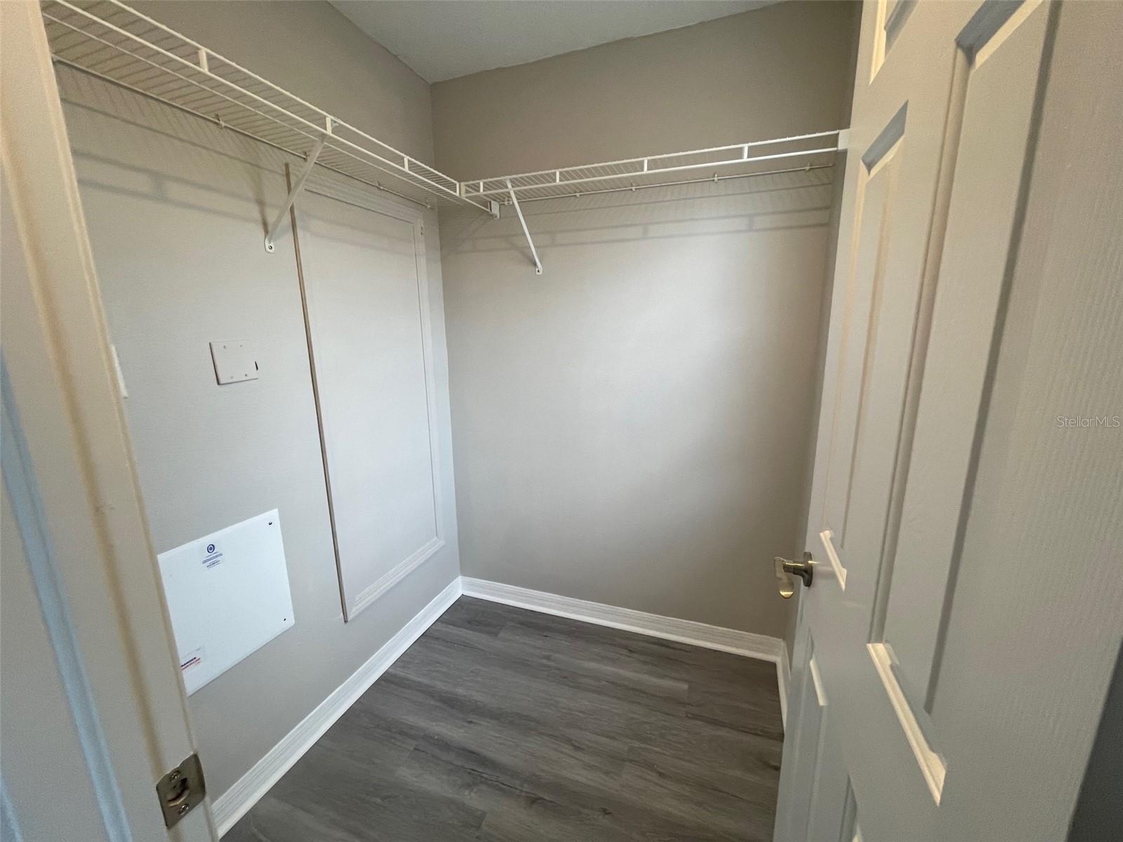 NEW TWNHMS OF LAKEVIEW VILL - Residential Lease