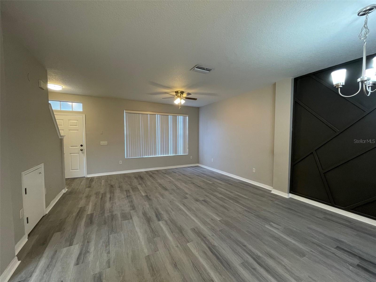 NEW TWNHMS OF LAKEVIEW VILL - Residential Lease