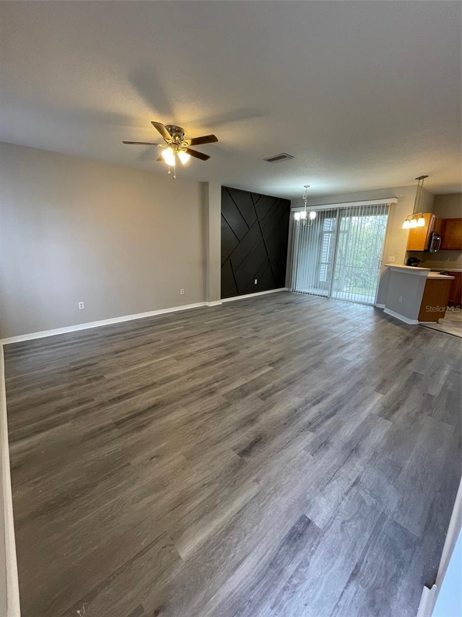 NEW TWNHMS OF LAKEVIEW VILL - Residential Lease