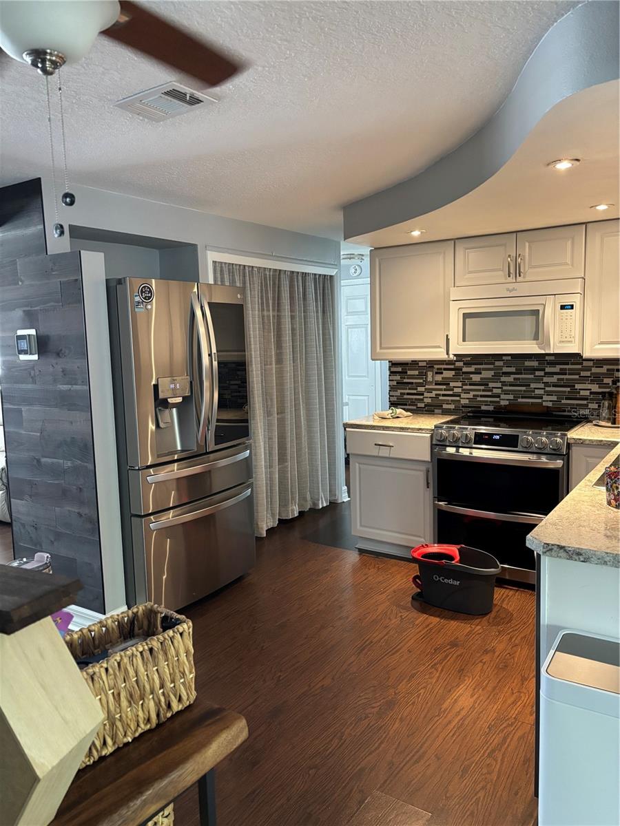 BEACON SQUARE - Residential