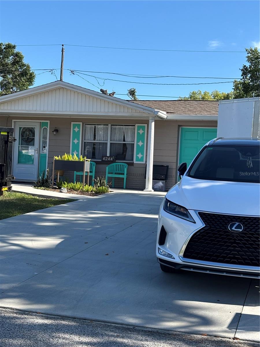 BEACON SQUARE - Residential