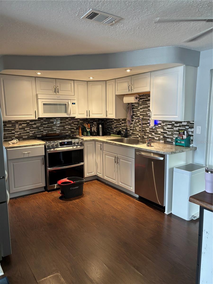 BEACON SQUARE - Residential