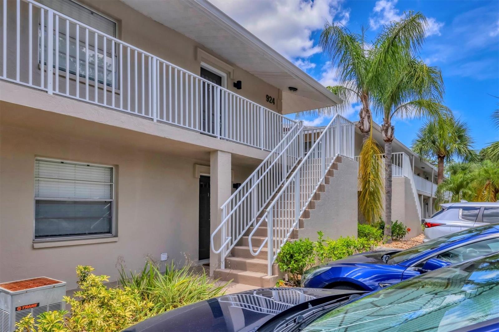924 LA COSTA CIRCLE 4