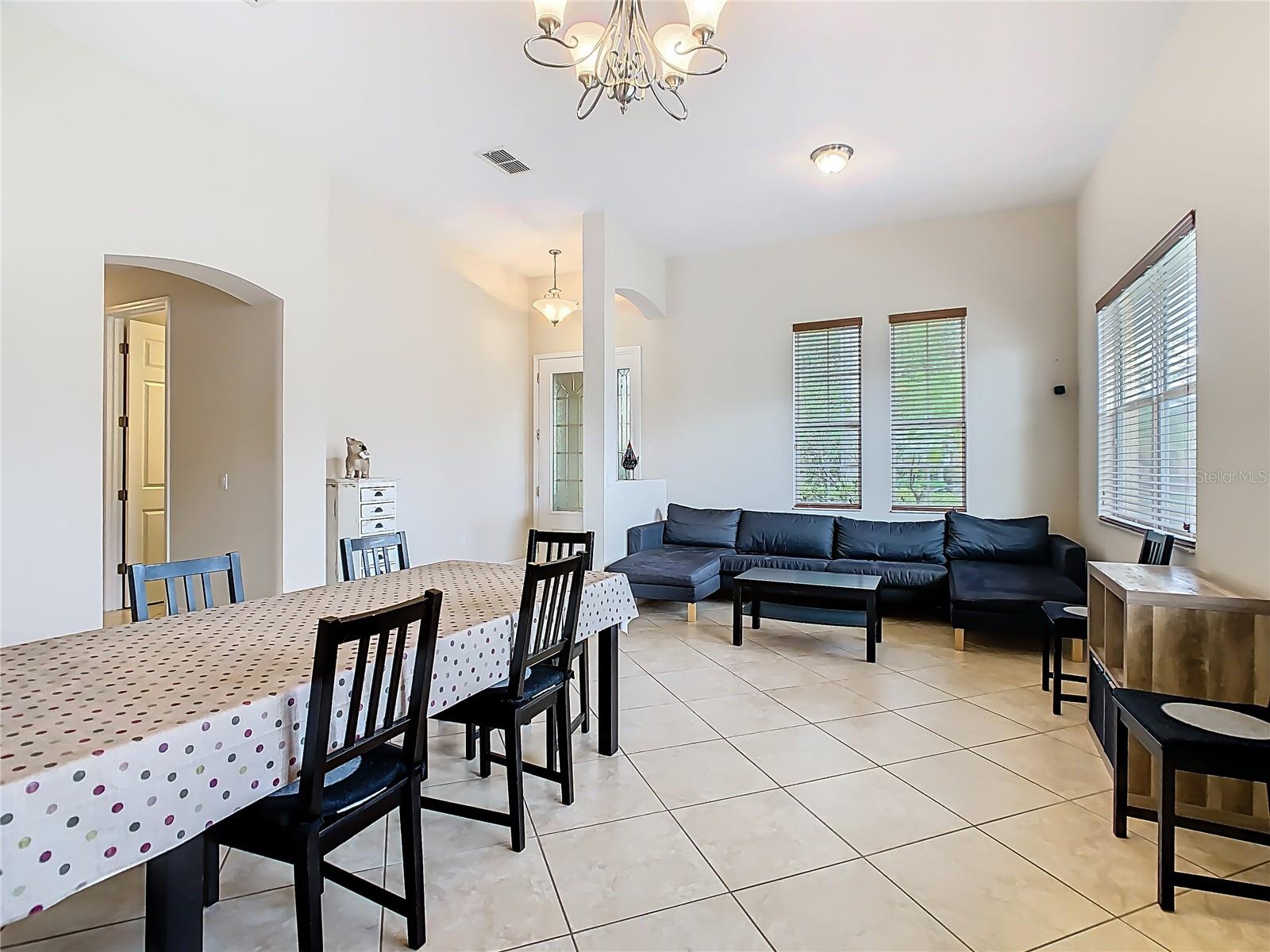 3811 GOLDEN KNOT DRIVE