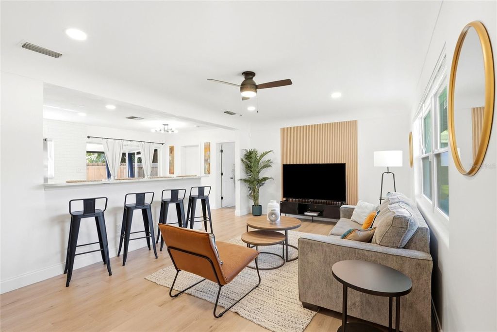 Photo of 2117 N Hercules Avenue, Clearwater, FL 33763 (MLS # TB8526858)