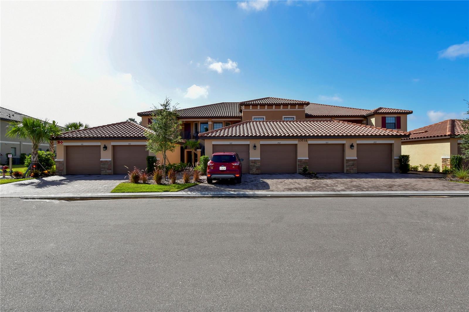 BACCIANO III AT ESPLANADE LAKEWOOD RANCH - Residential Lease