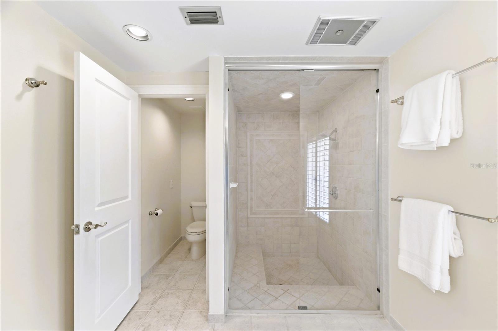 BROADWATER UNIT 2 - Residential